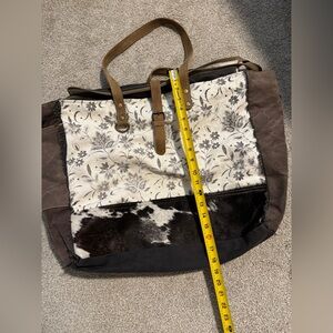 Myra weekender bag with cowhide new